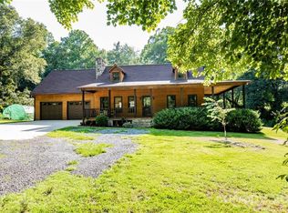 2985 Garys Way, Lenoir, NC 28645