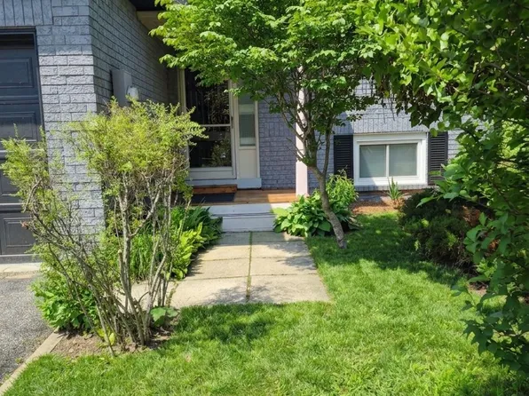 6 Donald Cres, Wasaga Beach, ON L9Z 1E1