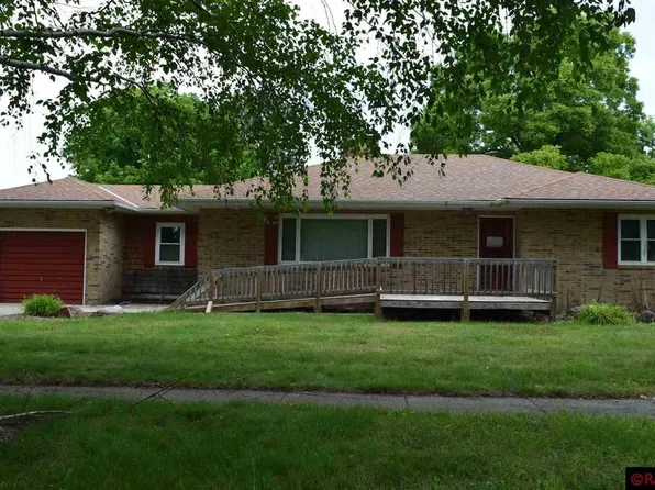 521 1st Ave SW, Winnebago, MN 56098