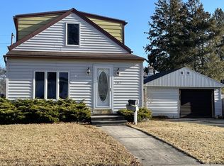 3642 S 88th St, Milwaukee, WI 53228