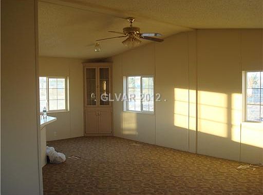 4th image of 6780 S Cajon Ln