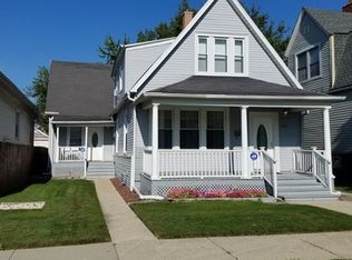 1181 S Humphrey Ave, Oak Park, IL 60304