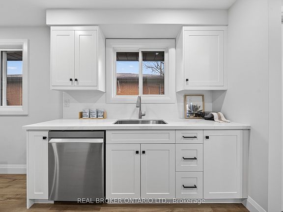 5th image of 201 Ridge St