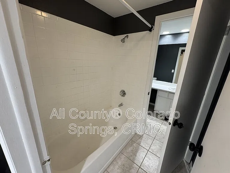 120 W Rockrimmon Blvd #303 — Photo 9