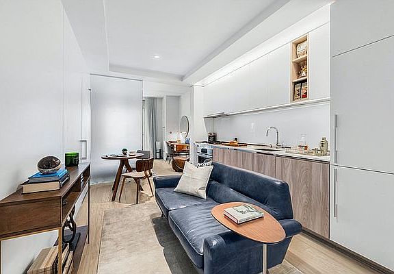 3rd image of 572 11th Ave APT 5D