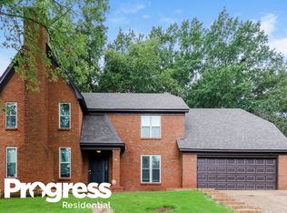 8645 Chris Suzanne Cir, Cordova, TN 38018