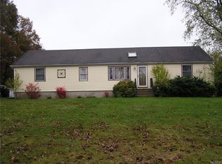 149 Dunthorne Dr, Bloomingburg, NY 12721