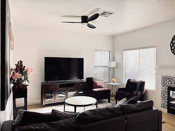 3rd image of 9825 Garamound Ave #9825