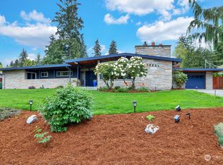 19331 67th Ave NE, Kenmore, WA 98028