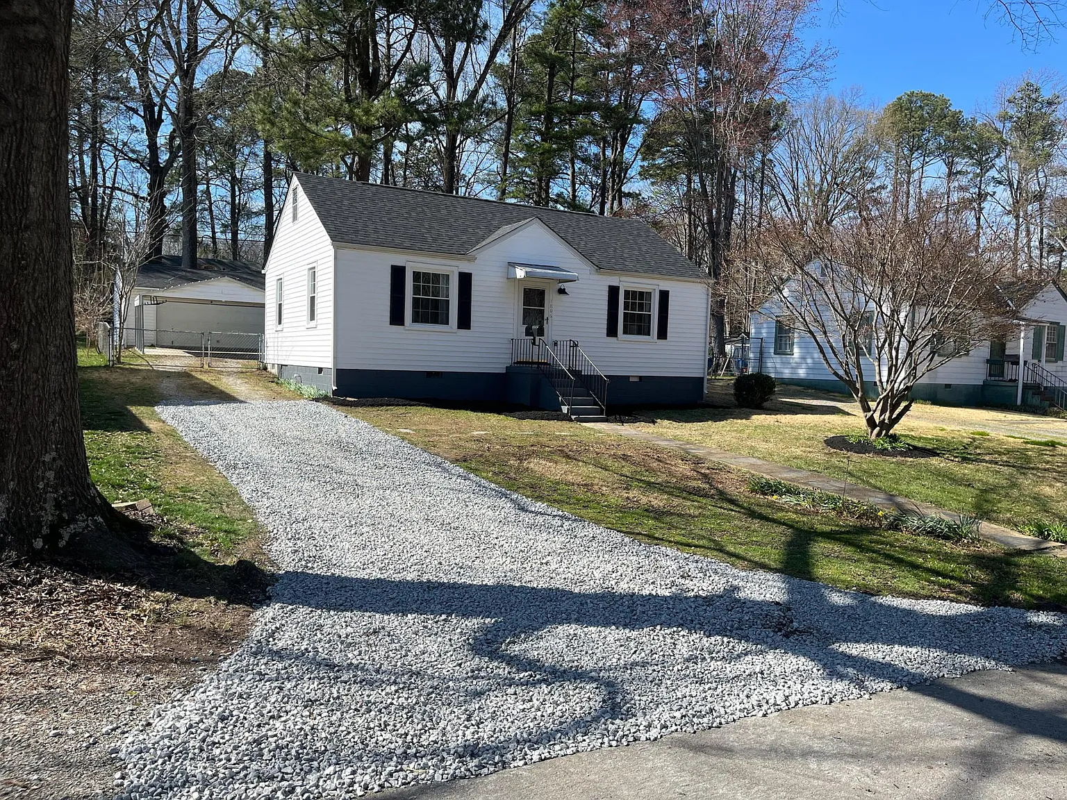 1806 Rockwood Rd — Photo 2