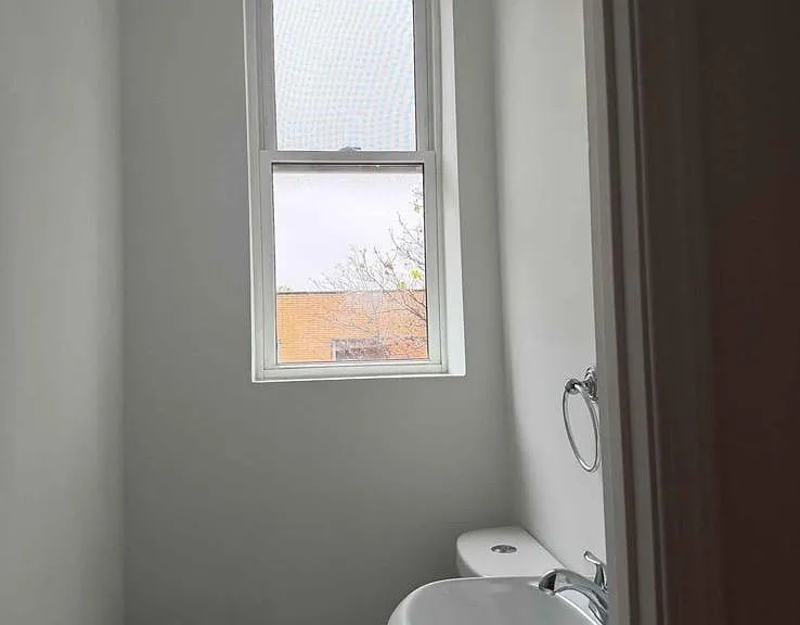 5103 S Winchester Ave #2 — Photo 4