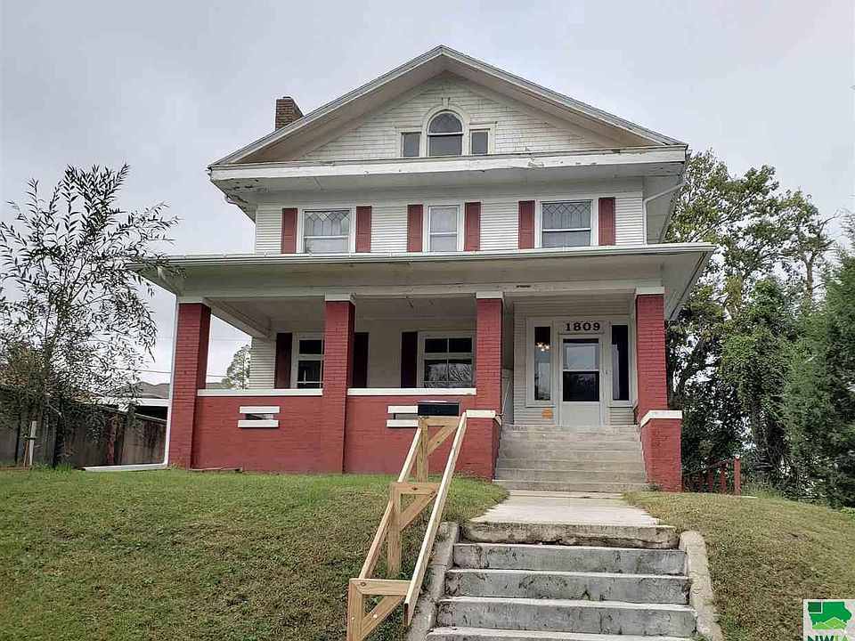1st image of 1809 Grandview Blvd