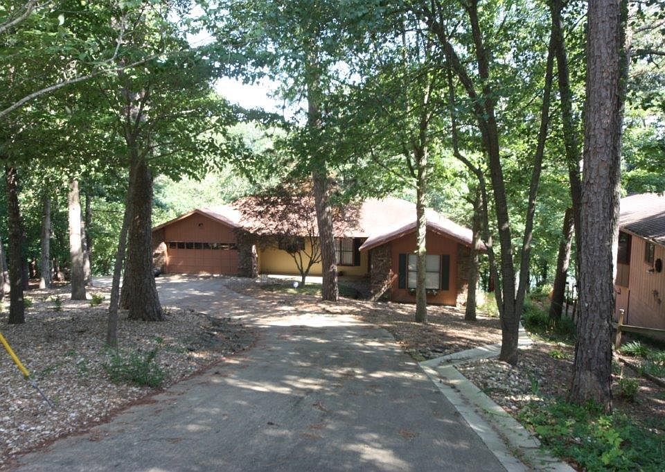 1st image of 23 Morpet Ln
