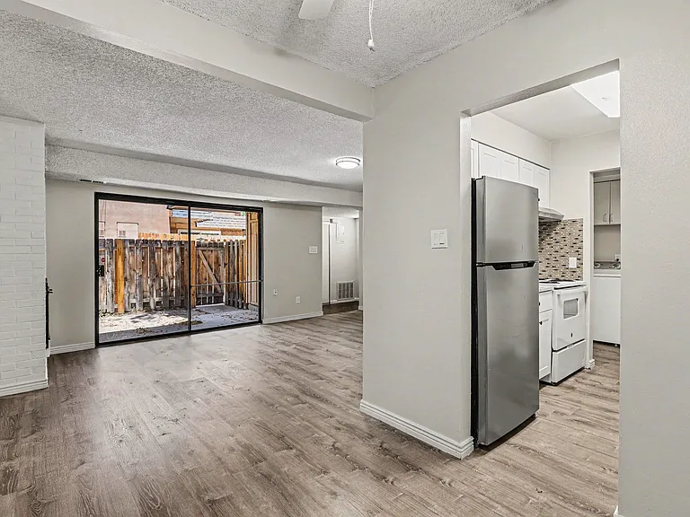 7995 E Mississippi Ave #J6 — Photo 4