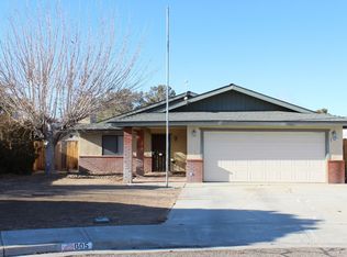 605 Lakeview Ct, Ridgecrest, CA 93555