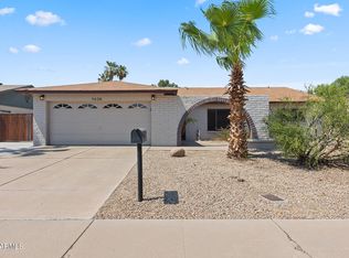5620 W Hearn Rd, Glendale, AZ 85306