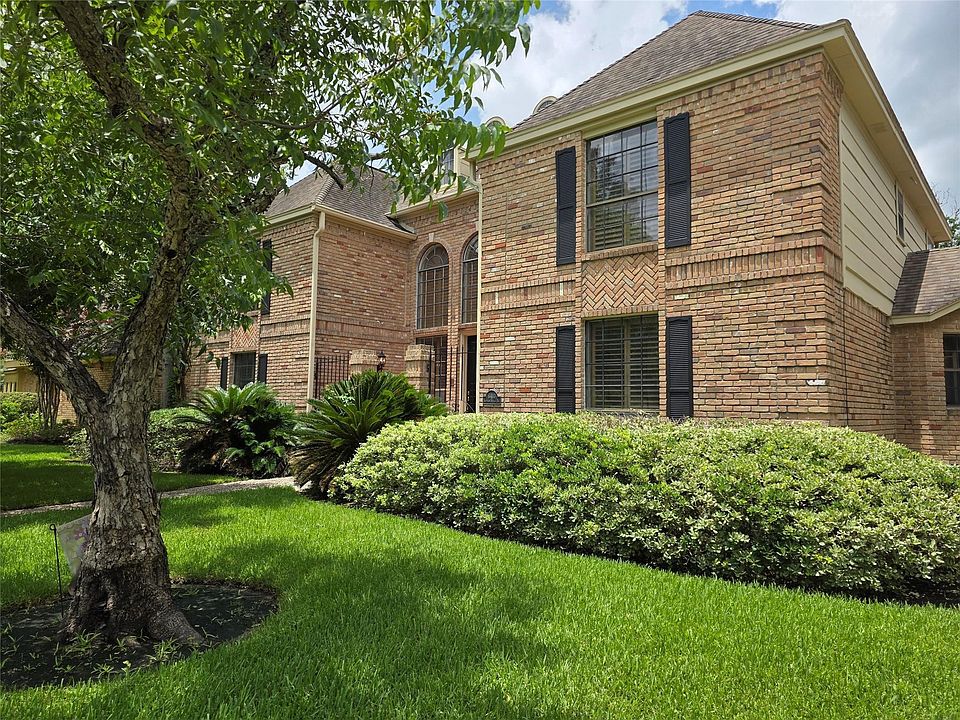 1st image of 6410 Saffron Hills Dr