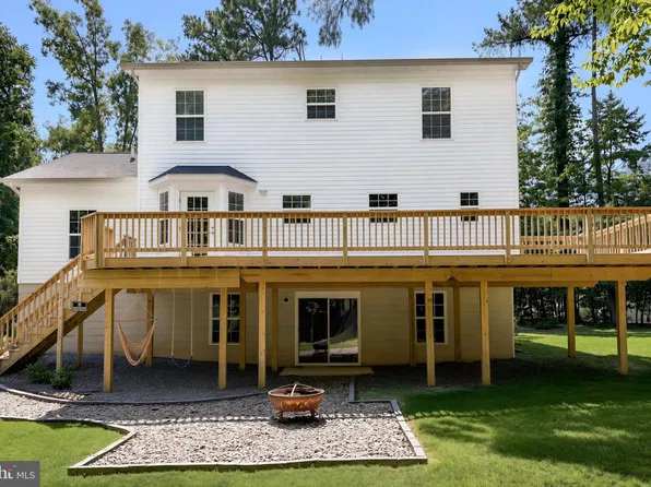 976 Johnswoods Rd, Lusby, MD 20657