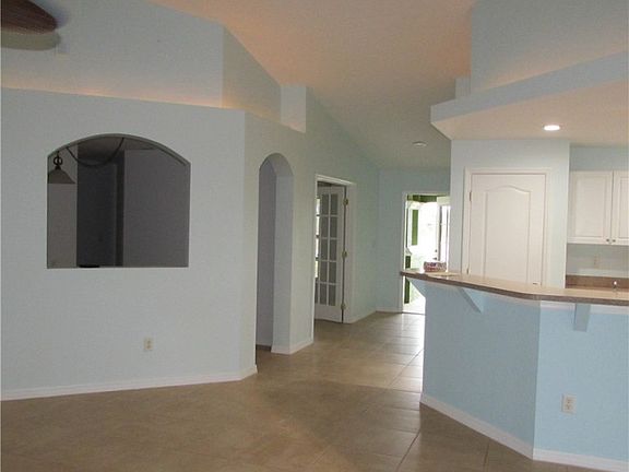 4th image of 2825 NW 26th St