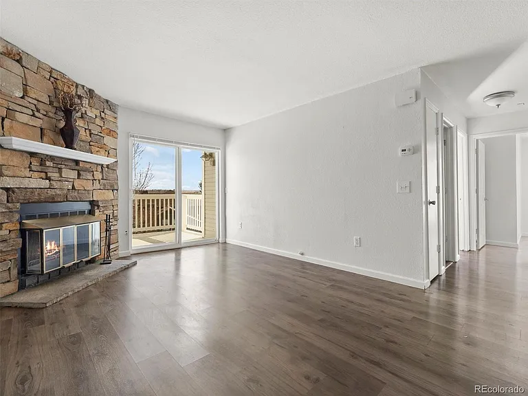 4460 S Pitkin St #120 — Photo 8