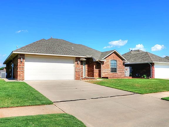 3rd image of 612 Madeline Ln