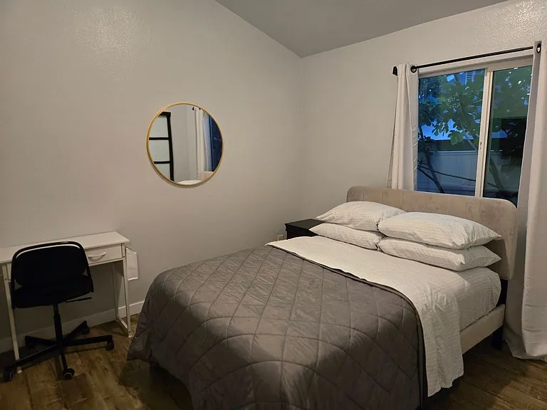 10508 S Freeman Ave — Photo 6