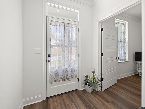 2nd image of 10782 Sage Dr