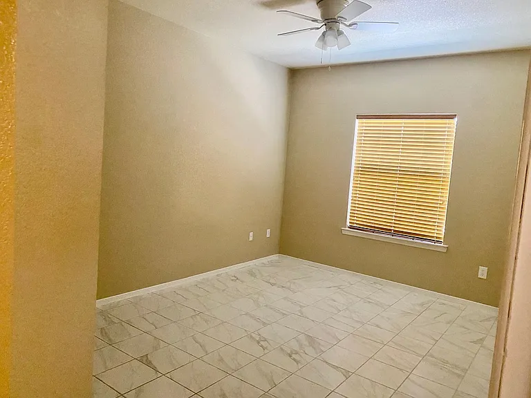 5548 Patagonia Dr — Photo 15