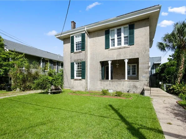 350 Pine St, New Orleans, LA 70118