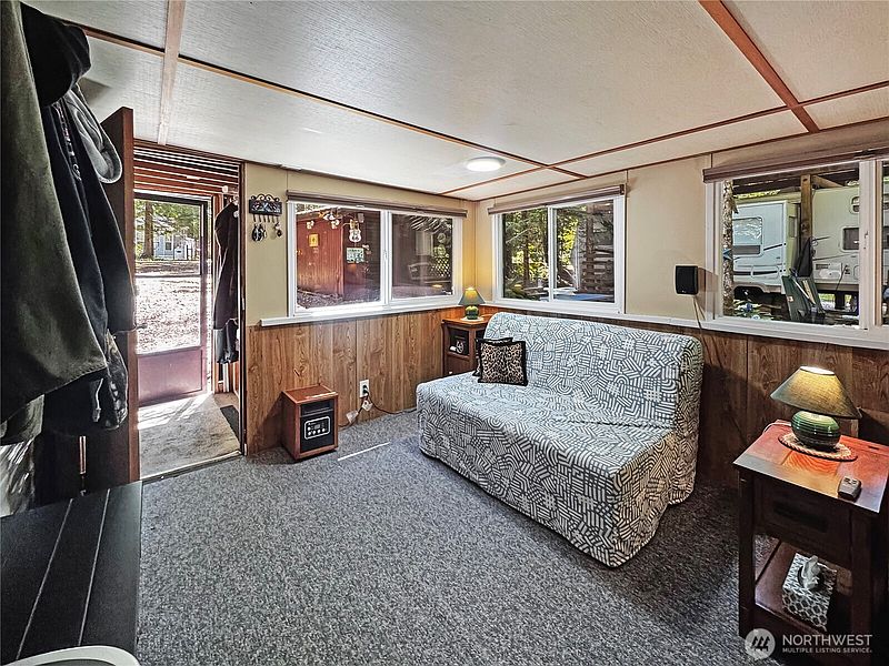 5th image of 92 1 Goldrush Road