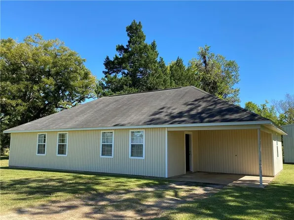 42 Winegart Ln, Lecompte, LA 71346