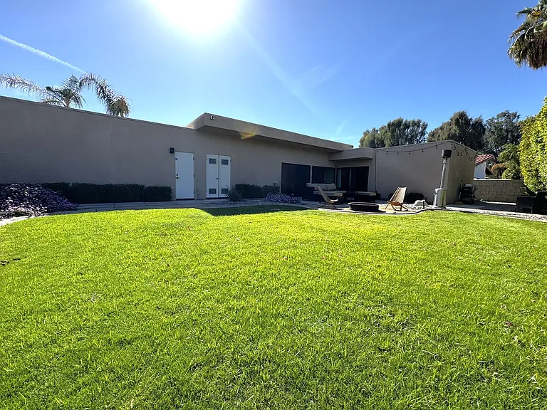 42755 Santiago Pl — Photo 28