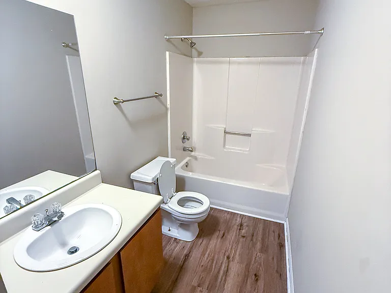 159 Burton St #5 — Photo 1