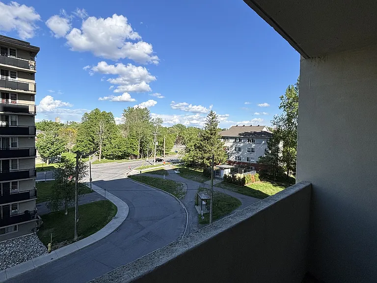 70 McEwen Ave #504 — Photo 8