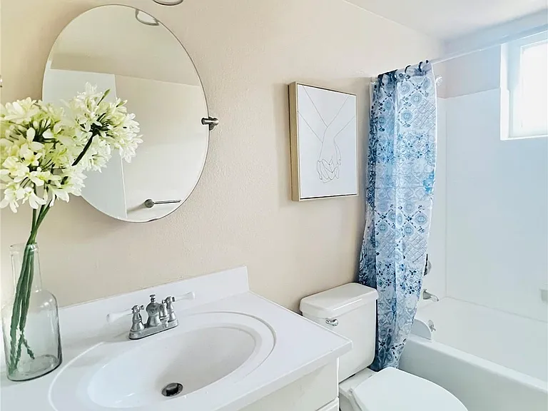 800 W Belleview Ave #507 — Photo 8