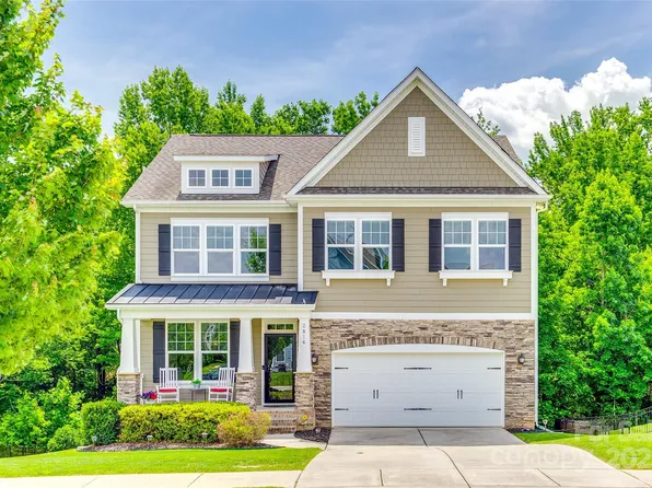 2816 Woodlands Creek Dr, Monroe, NC 28110