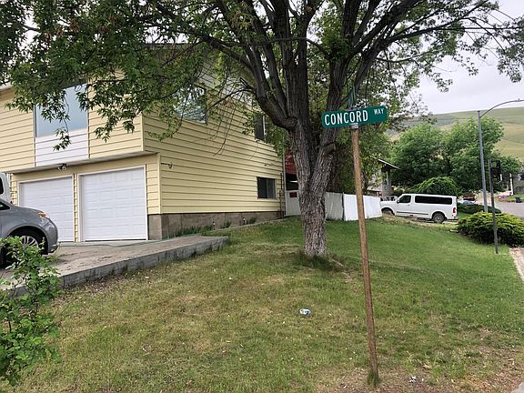 SIDE YARD