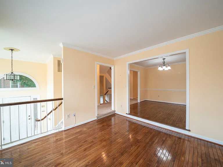 10168 Turnberry Pl — Photo 4