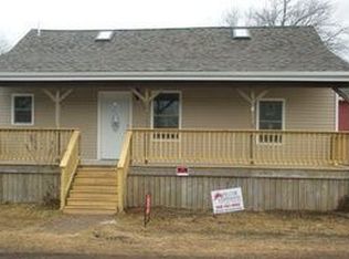 24 Hill St, Acushnet, MA 02743