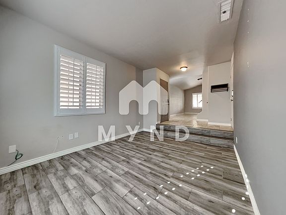 4th image of 3718 E Taro Ln