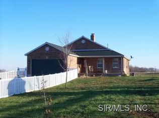 6600 Shields Ln, Red Bud, IL 62278