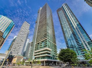 33 Bay St #3705, Toronto, ON