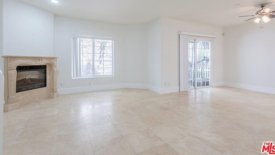 2nd image of 1616 N Verdugo Rd #100