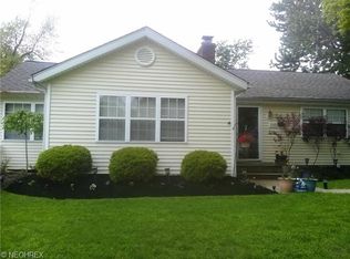 5680 Davis Dr, Mentor On The Lake, OH
