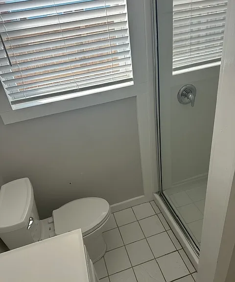 16 Greensboro St W #A — Photo 8