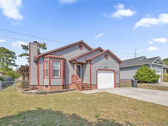 3rd image of 3824 Constance Rd