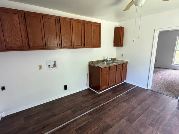 (undisclosed Address), Springfield, MO 65802