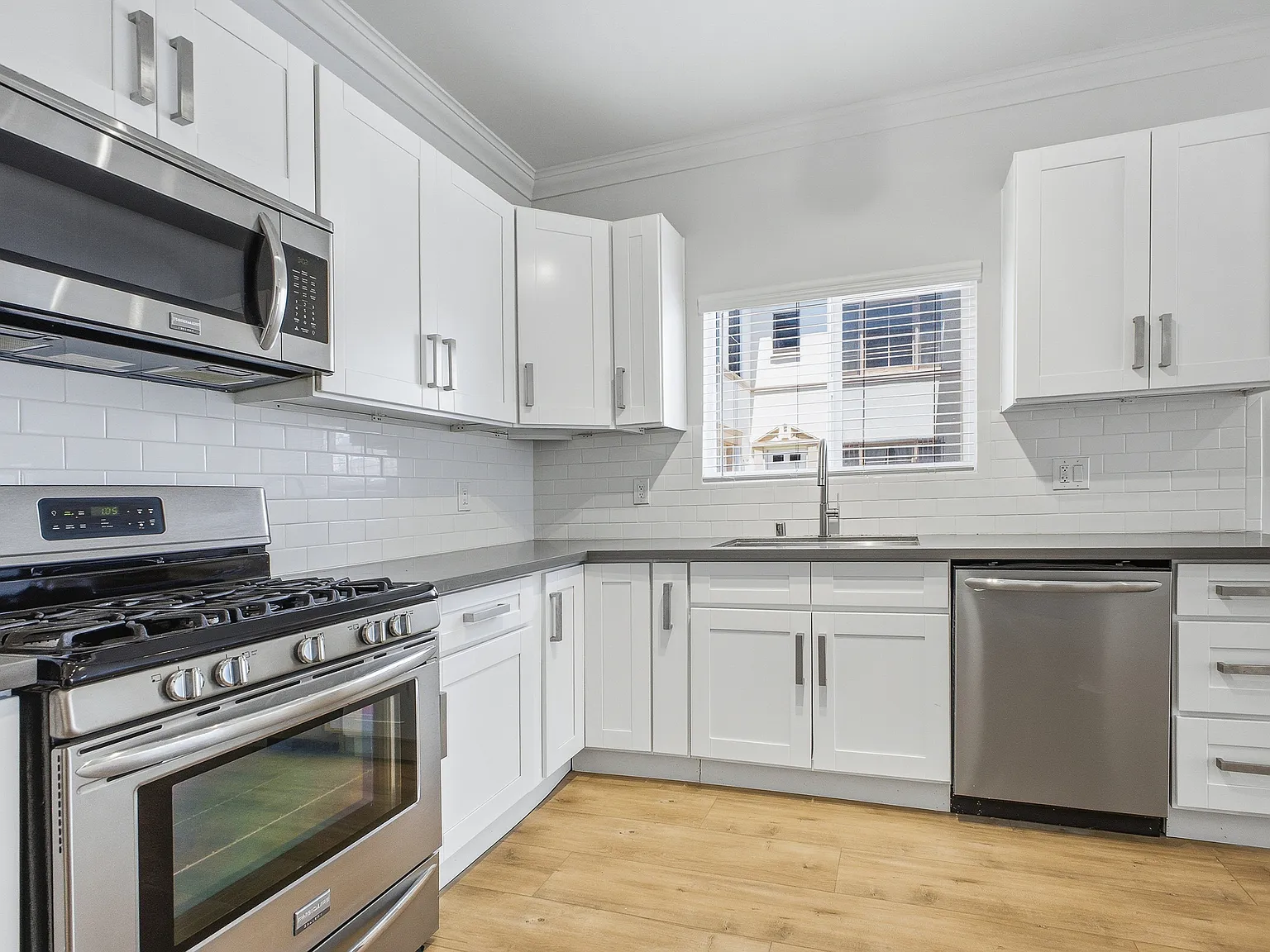 2 bed, $2,745 — Photo 1