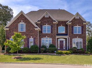 5016 Makefield Ct, Cary, NC 27519