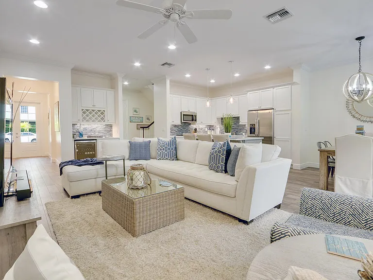 114 Ocean Breeze Dr — Photo 6